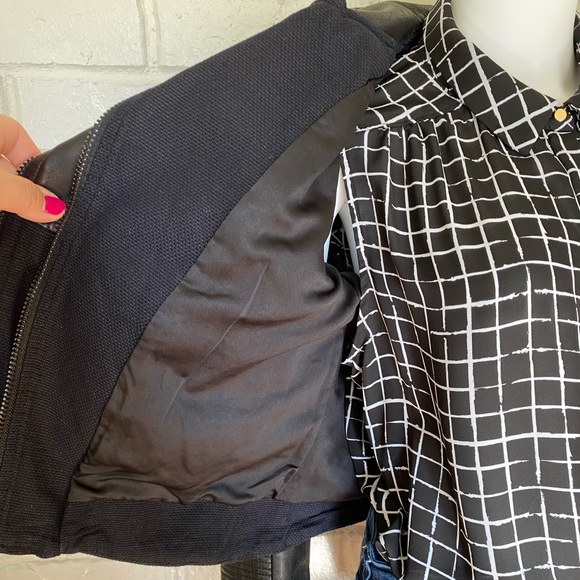 *Blank NYC Canvas Jacket with Leather Accents - Picture 15 of 16